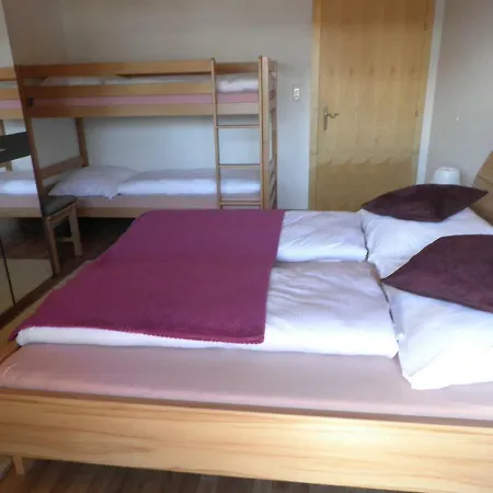 Haus Glaetzle * ברייטנוואנג